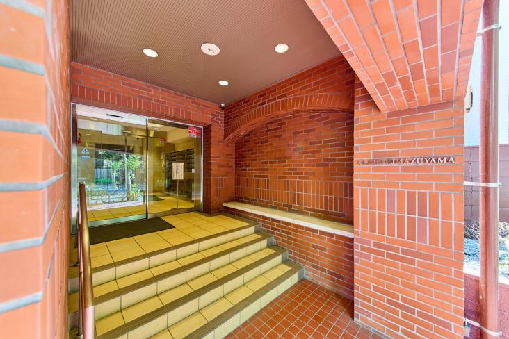 クレール島津山-4-エントランス