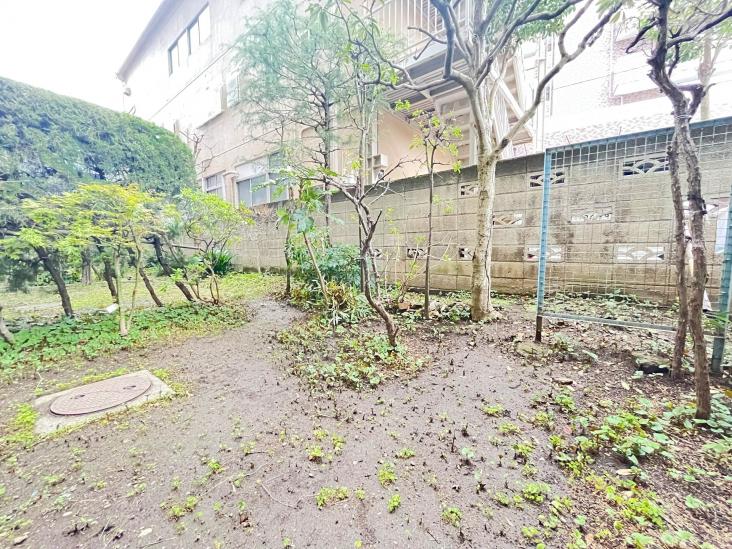 ドミール第３東品川-8-庭