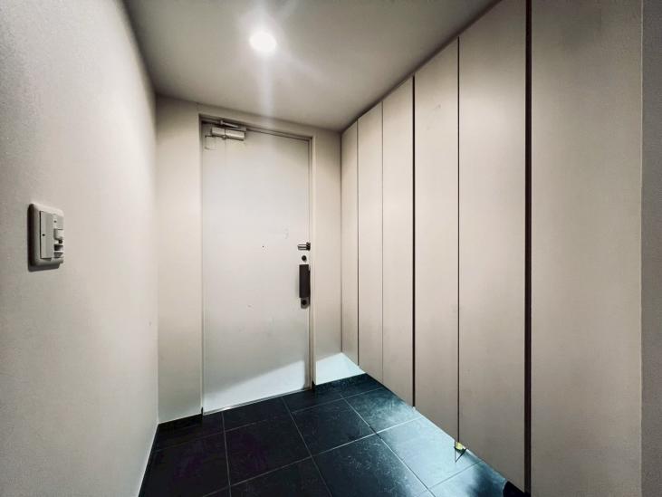 ラグナタワー-17-玄関