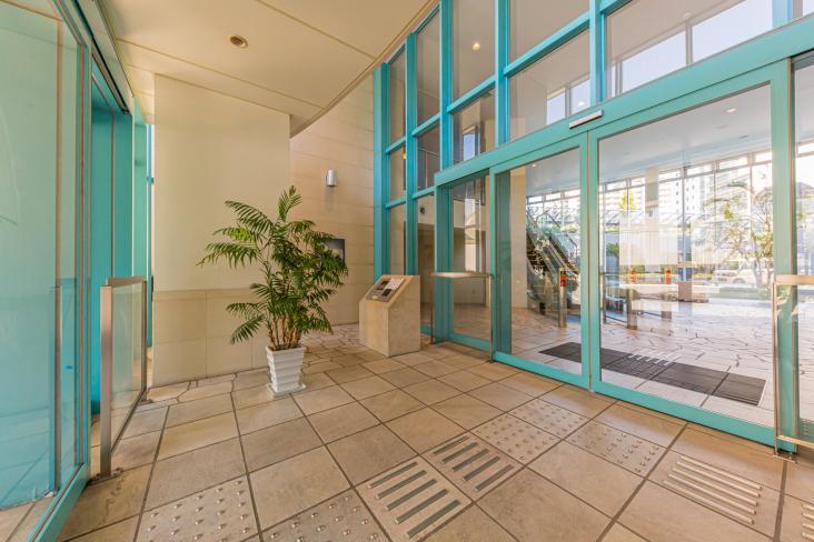 ラグナタワー-19-エントランス