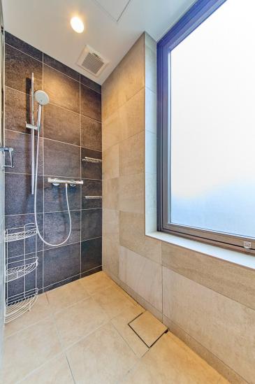 ホーマットキャピタル-10-バス