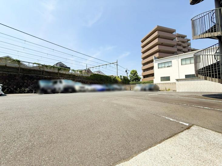 大森永谷マンション-9-駐車場