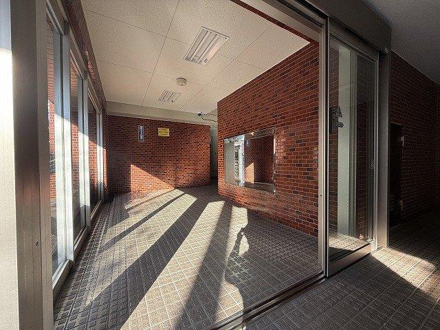 パラスト大森-19-エントランス