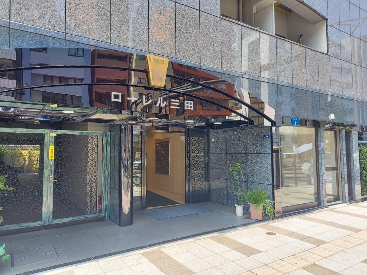 ローレル三田-2-エントランス