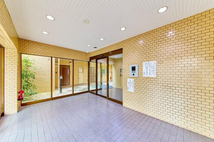 グローリア初穂久が原-5-エントランス