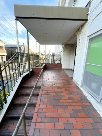 カーサ大岡山-21-エントランス