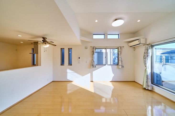 大田区南馬込一丁目戸建-4-リビング