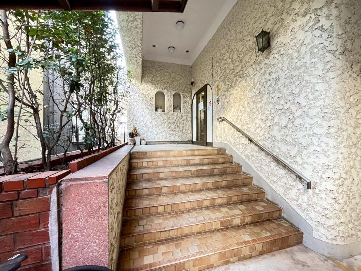 カーサ大岡山-6-エントランス