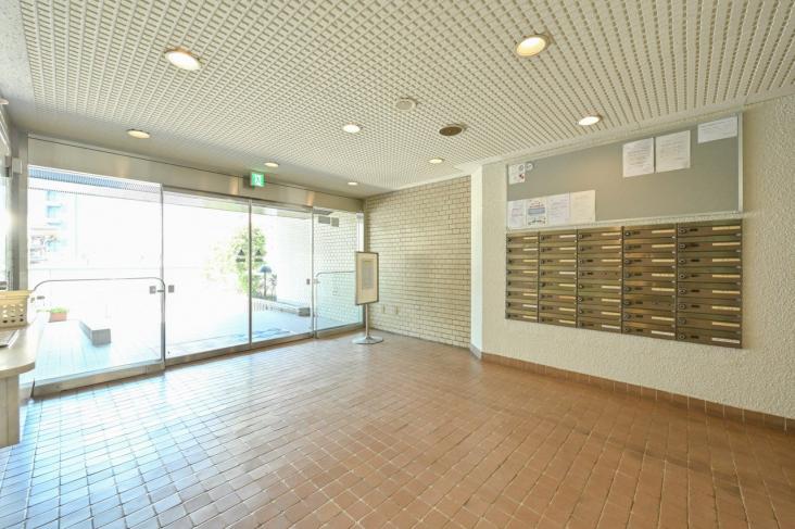 ノア三田-16-エントランス