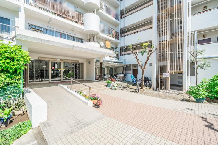 シャンボール大森-6-エントランス