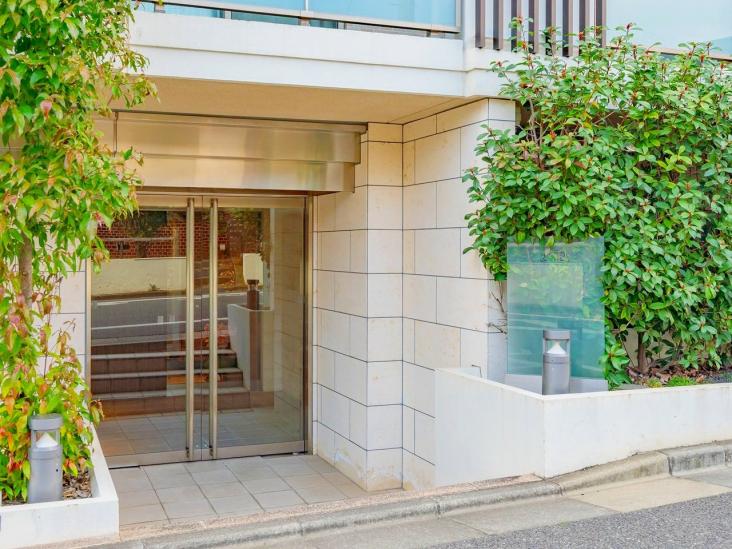 サクラティアラ東雪谷-4-エントランス