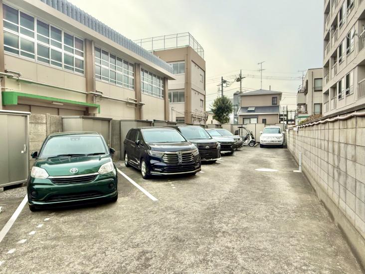 西大井コーポラス-10-駐車場