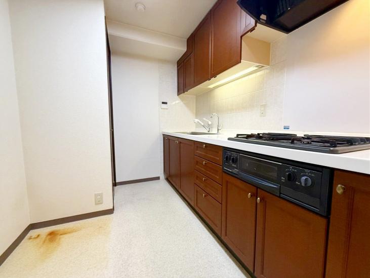 朝日ツイン目黒　A 棟-6-キッチン