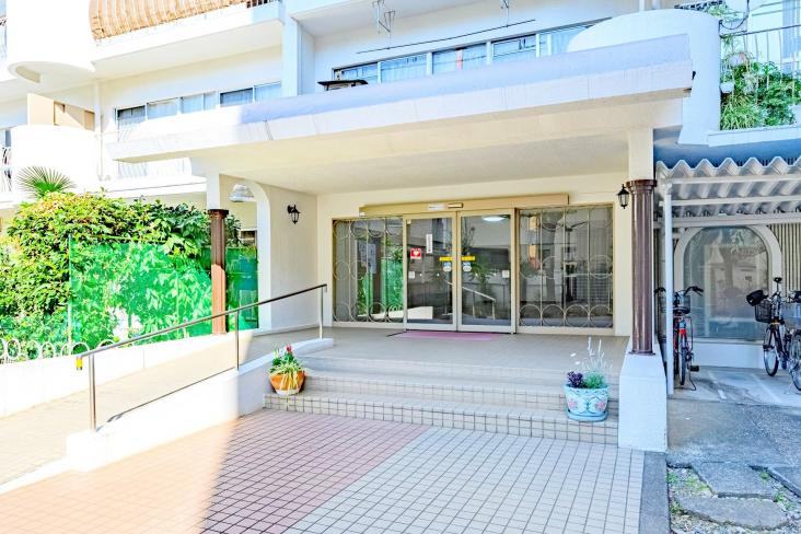 シャンボール大森-11-エントランス