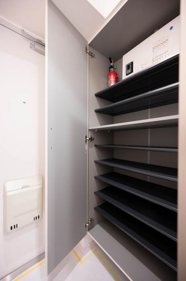 フジハイツ-16-玄関