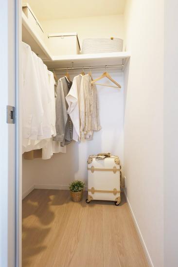 東急ドエル・アルス本郷南-15-収納