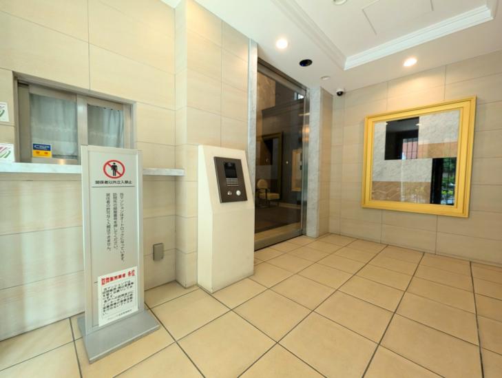 ヴェレーナ浅草-3-ロビー