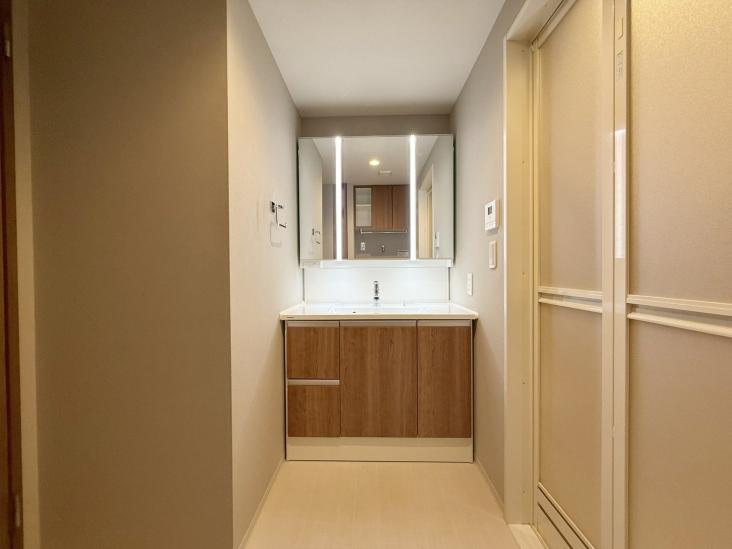 ライオンズ東京根岸グランフォート-7-洗面