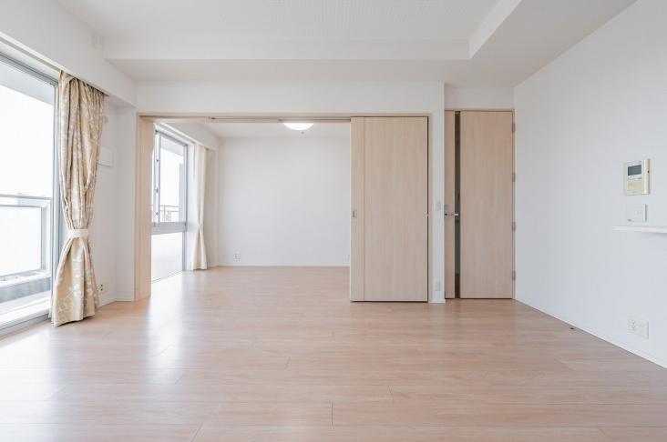 ブランズタワー南千住-6-リビング