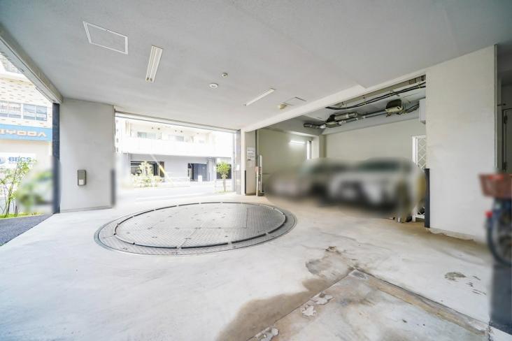 パセオ・ラルゴ-16-駐車場