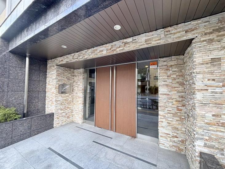 プレール・ドゥーク西浅草-2-エントランス