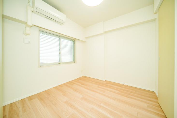 イニシアイオ浅草-9-洋室