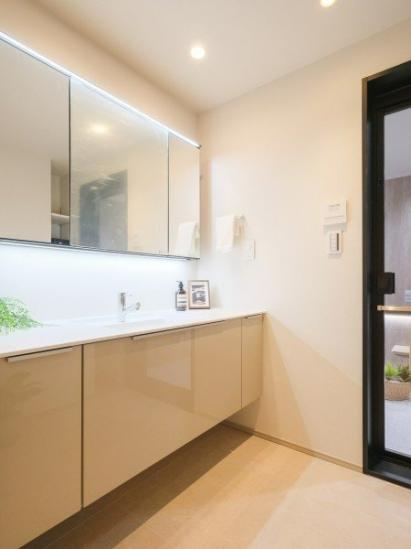 Ｂｒｉｌｌｉａ　Ｔｏｗｅｒ　上野池之端-12-洗面