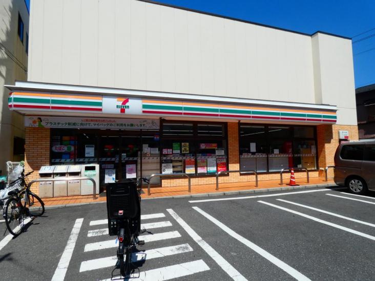 リリーベル墨田リバーコースト-26-コンビニ