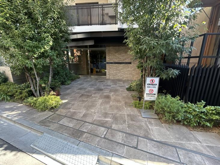 リビオレゾン上野入谷ザ・テラス-2-エントランス