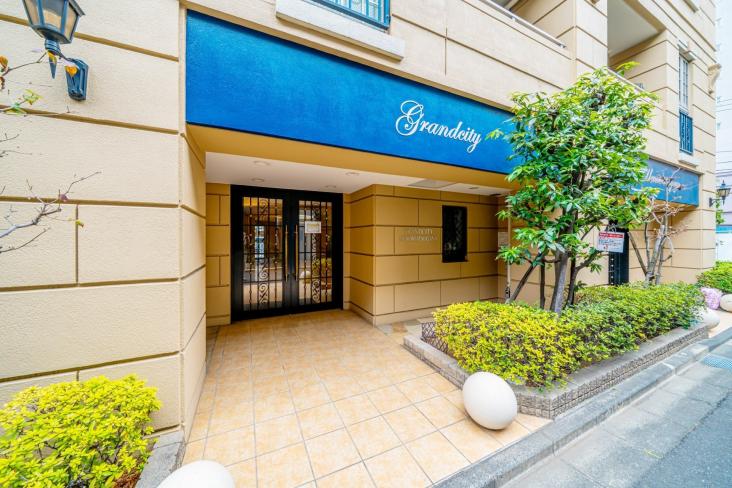 グランシティ上野松が谷-12-エントランス