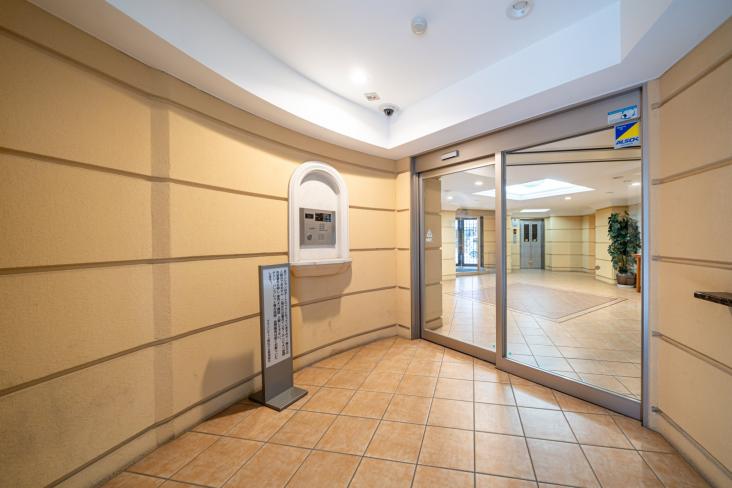 グランシティ上野松が谷-13-エントランス