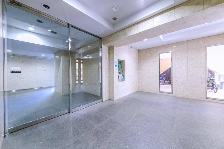 プリムローズ根岸ビーフォート-21-エントランス