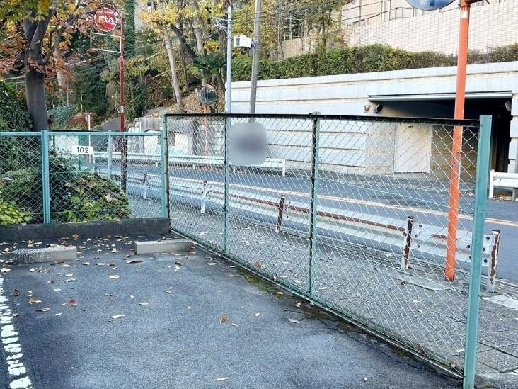 上野毛ハイム　３号棟-7-駐車場