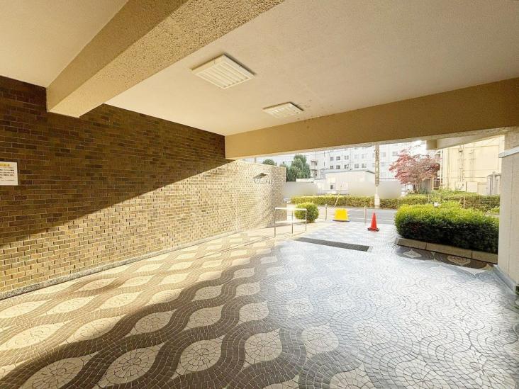 まんしょん中目黒-30-エントランス