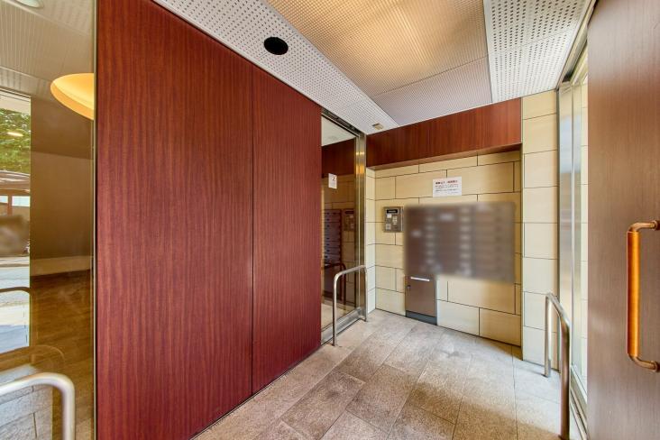 ライオンズマンション三軒茶屋-19-エントランス