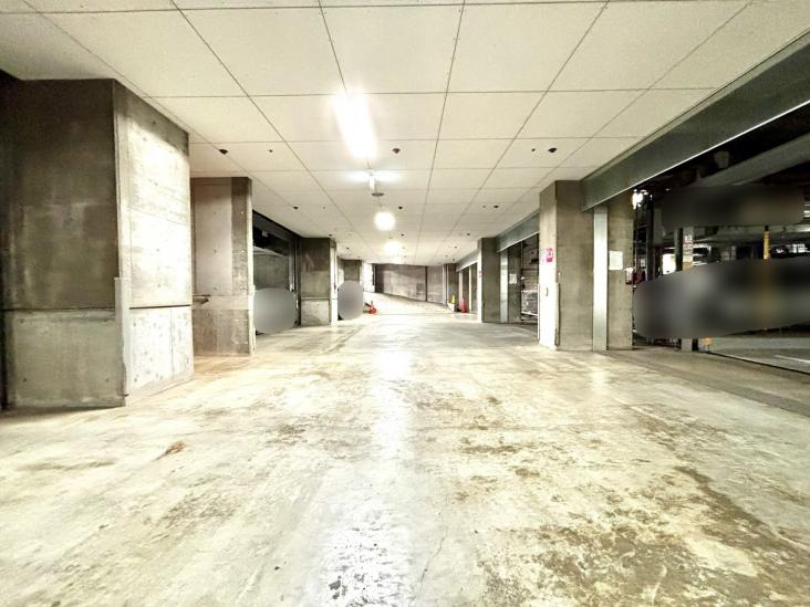 ヴィーナ・パルテール-20-駐車場