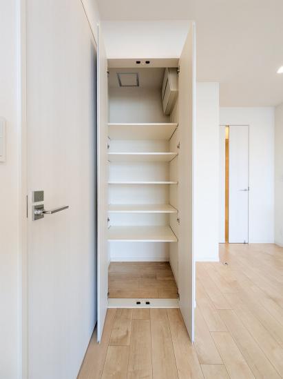 オリンピアード麻布霞坂-6-収納