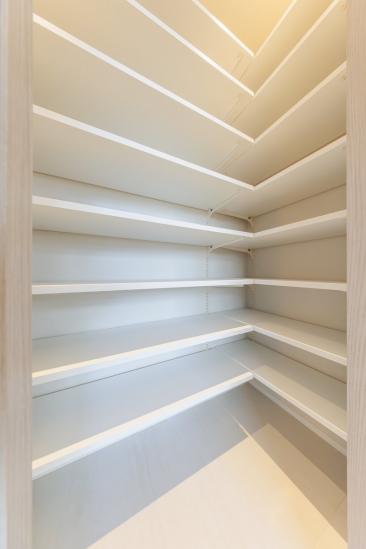 ヴェーゼント赤坂新坂-11-収納