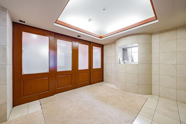 ヴェーゼント赤坂新坂-23-エントランス