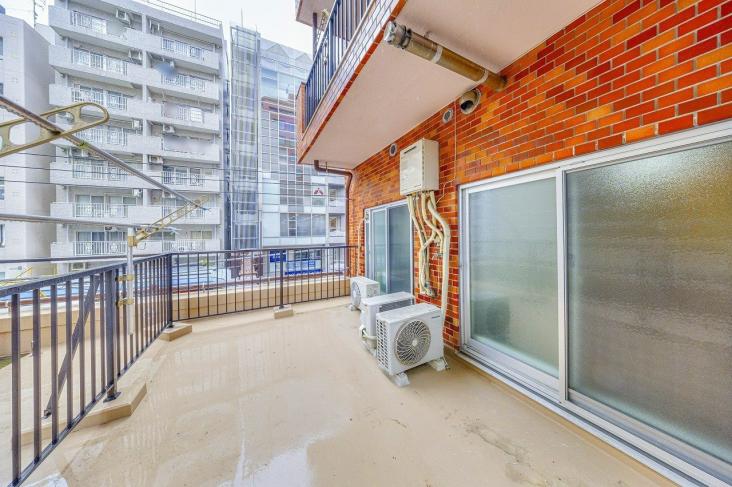 シャンボール三軒茶屋-31-バルコニー