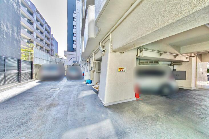 シャンボール上馬-11-駐車場