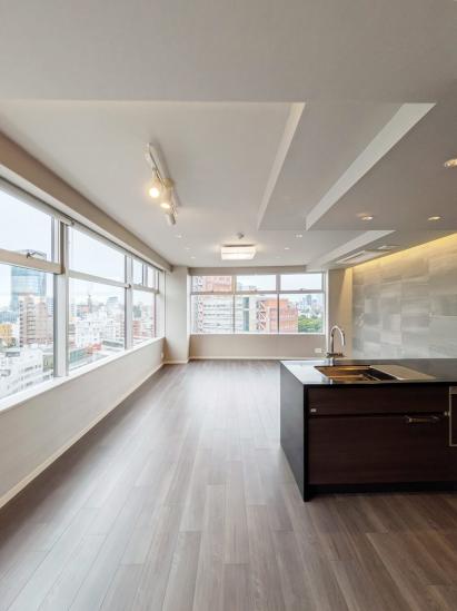 マジェスタワー六本木-4-リビング