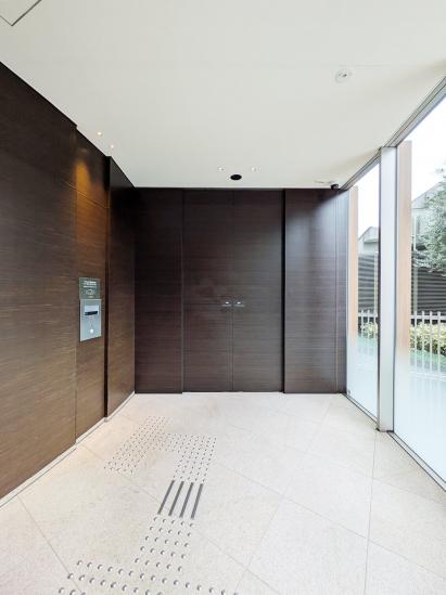 マジェスタワー六本木-42-エントランス