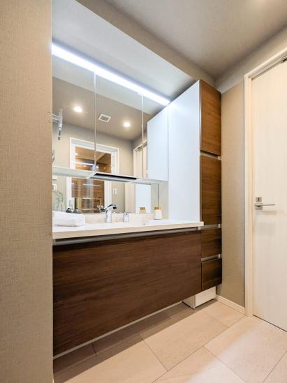 ライオンズスクエア用賀-24-洗面