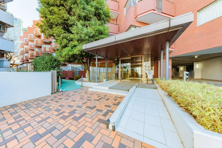 チュリス氷川坂-6-エントランス