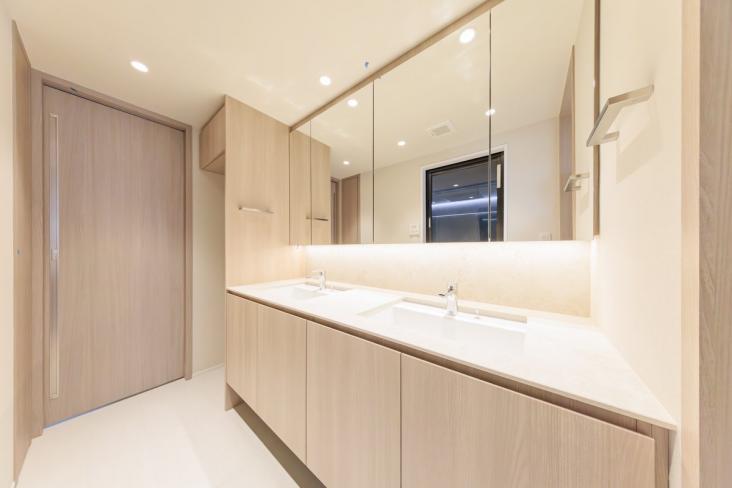 ヴェーゼント赤坂新坂-13-洗面