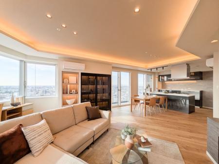 プリズムタワー