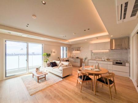 クロスエアタワー