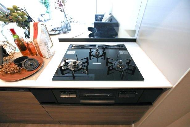 ウィスティリアコート代官山-10-キッチン