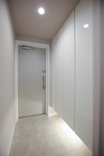 ウィスティリアコート代官山-15-玄関